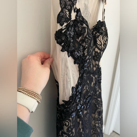 Masquerade lace black and sheer mermaid style floor length formal prom dress - Picture 4 of 6